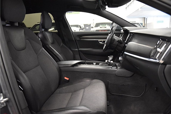 Volvo V90 Cross Country 12 of 27