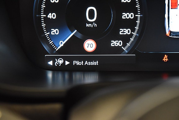 Volvo V90 Cross Country 21 of 27