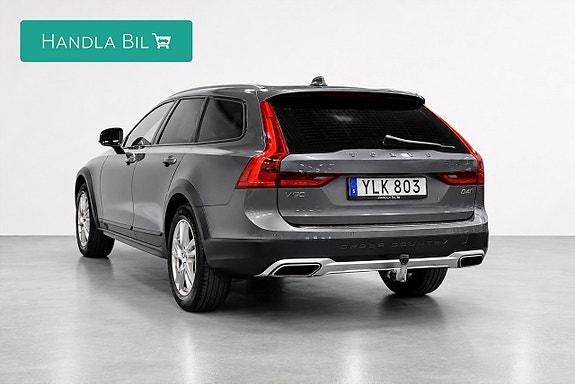 Volvo V90 Cross Country 7 of 27