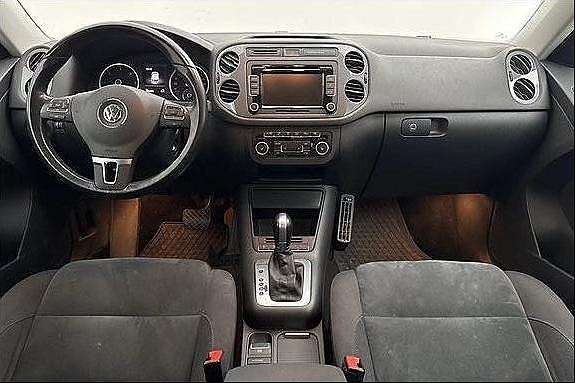 Volkswagen Tiguan 6 of 10