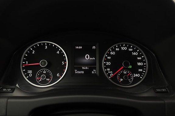 Volkswagen Tiguan 5 of 5