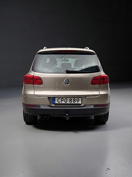 Volkswagen Tiguan 4 of 5