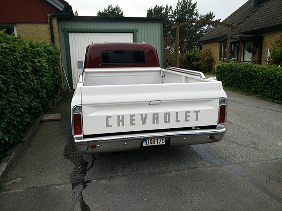 Chevrolet Regular Cab 2 of 4