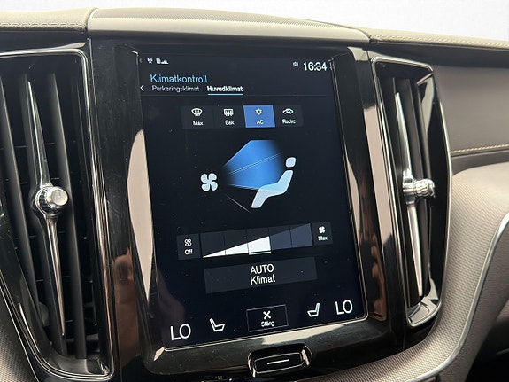 Volvo XC60 27 of 30