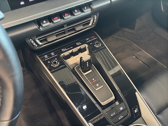 Porsche 911 19 of 25