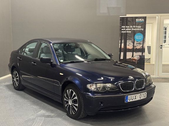 BMW 318i 2 of 5