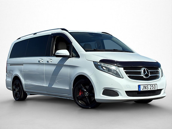 Mercedes-Benz V250 d 3 of 30