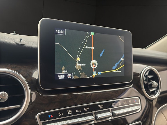 Mercedes-Benz V250 d 24 of 30