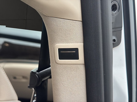 Mercedes-Benz V250 d 27 of 30