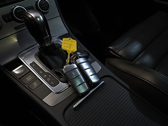 Volkswagen Passat 20 of 24