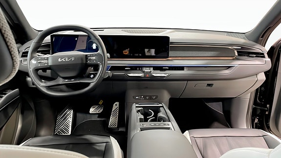 Kia EV9 4 of 13
