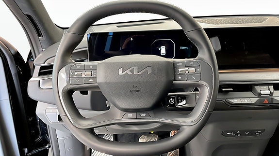 Kia EV9 12 of 13