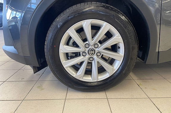 Toyota C-HR 16 of 20