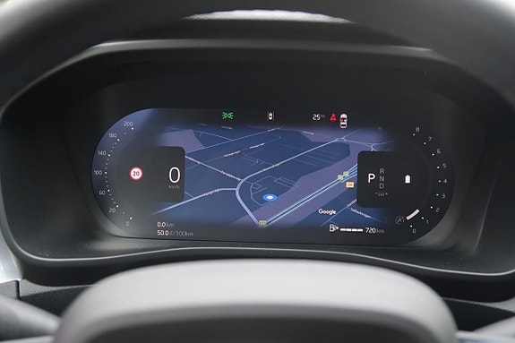 Volvo XC40 8 of 20