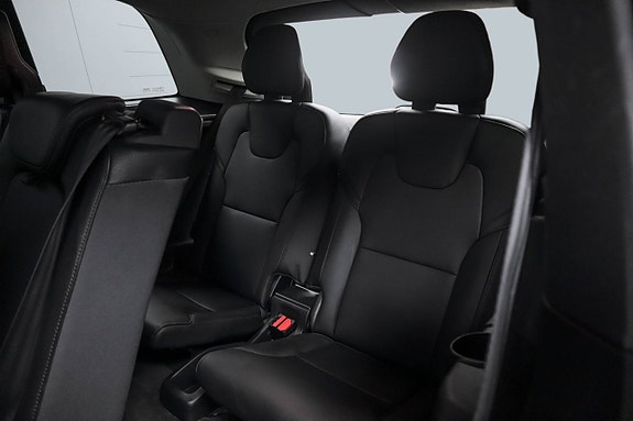 Volvo XC90 6 of 7