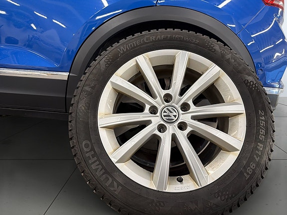 Volkswagen T-Roc 14 of 21