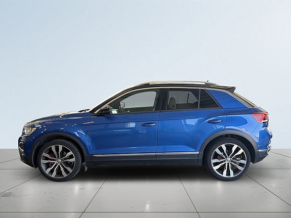 Volkswagen T-Roc 4 of 21