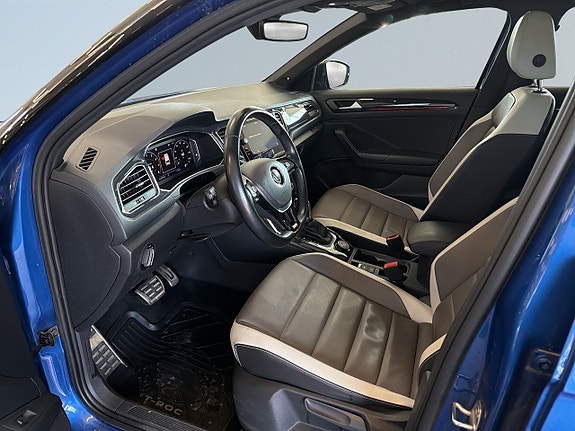 Volkswagen T-Roc 7 of 21