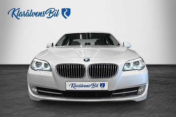 BMW 530d 3 of 5