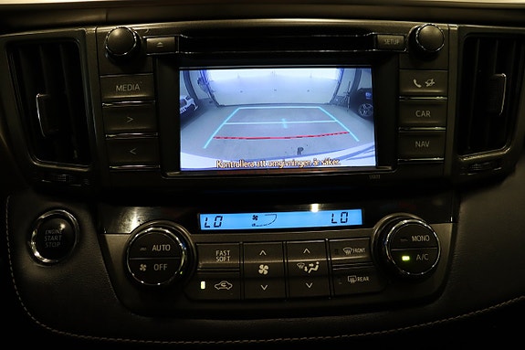 Toyota RAV4 20 of 24