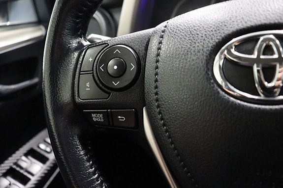 Toyota RAV4 17 of 24