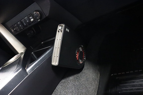 Toyota RAV4 22 of 24