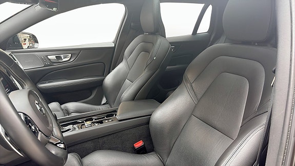 Volvo V60 8 of 14