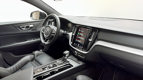 Volvo V60 12 of 14
