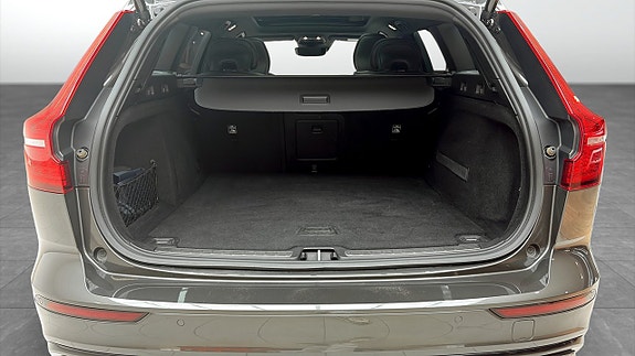 Volvo V60 14 of 14