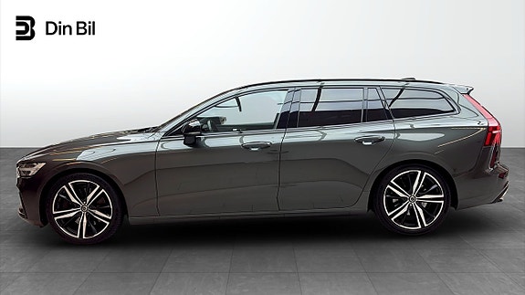 Volvo V60 2 of 14