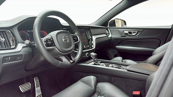 Volvo V60 7 of 14