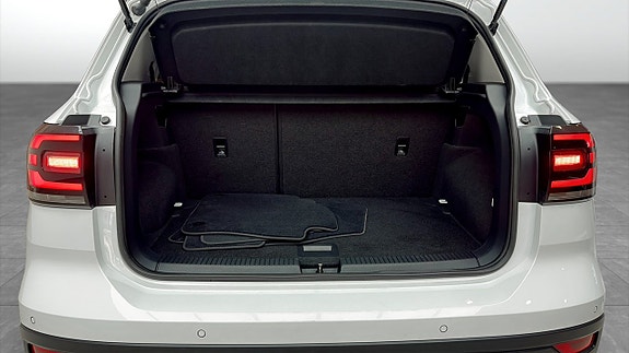 Volkswagen T-Cross 13 of 13