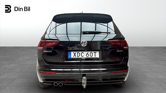Volkswagen Tiguan 5 of 14