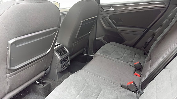 Volkswagen Tiguan 12 of 14