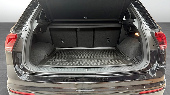 Volkswagen Tiguan 13 of 14