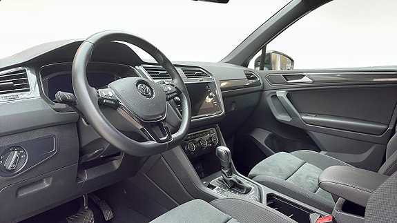 Volkswagen Tiguan 7 of 14