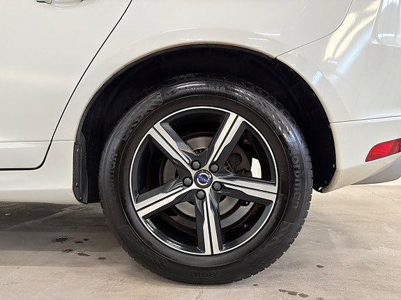 Volvo XC60 9 of 26