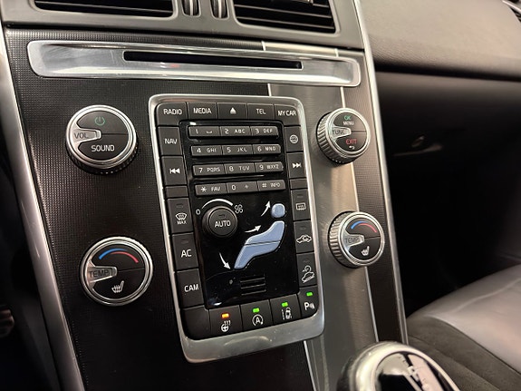 Volvo XC60 18 of 26