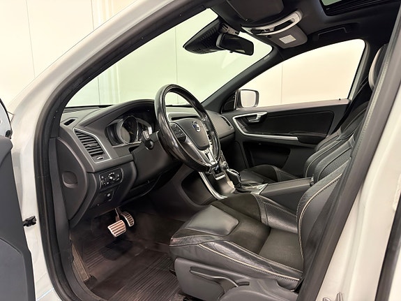 Volvo XC60 13 of 26