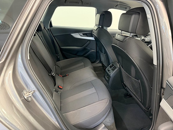 Audi A4 6 of 12
