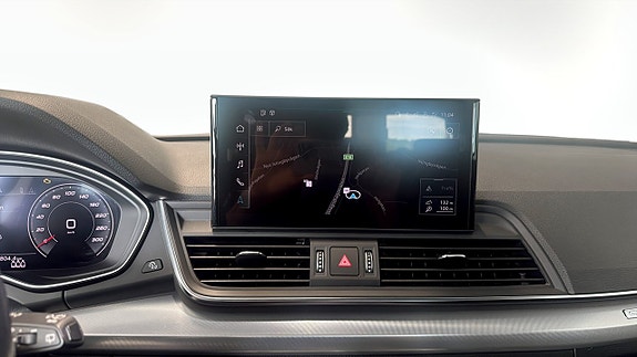 Audi Q5 9 of 19