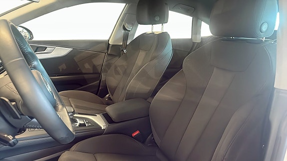 Audi A5 8 of 17