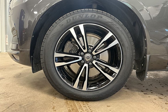 Volvo XC60 10 of 29