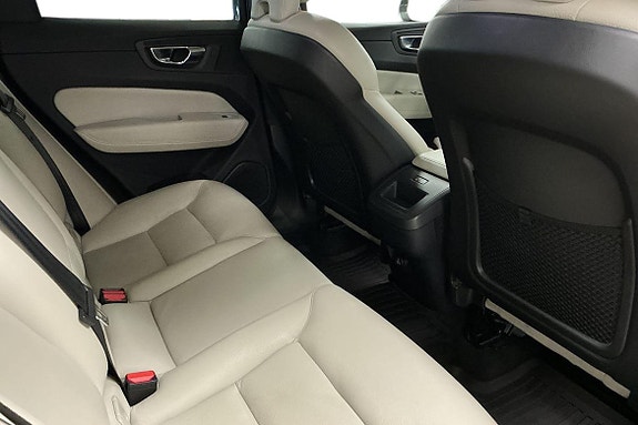 Volvo XC60 28 of 29