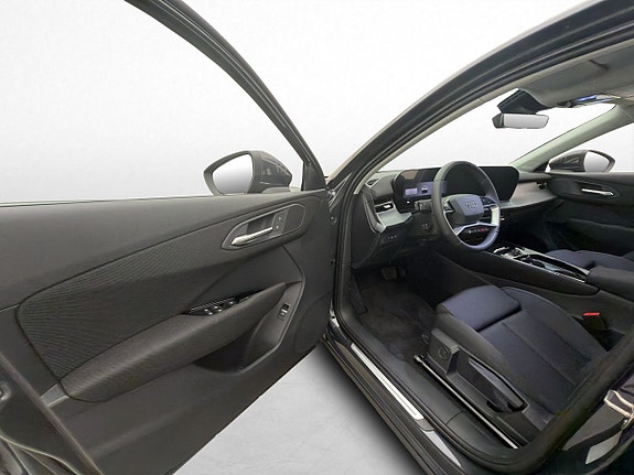 Audi Q3 9 of 30