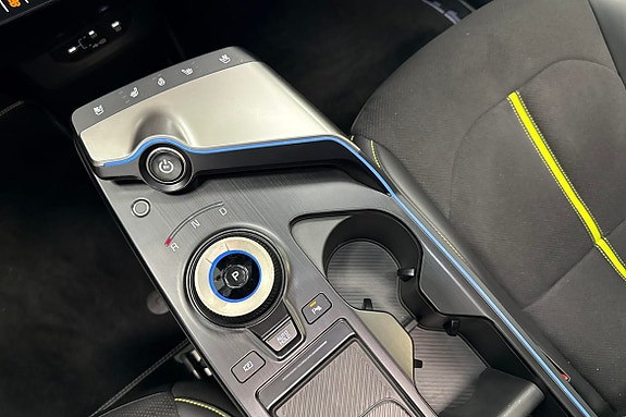 Kia EV6 14 of 23