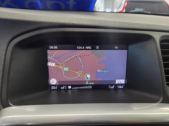 Volvo V60 Cross Country 24 of 26