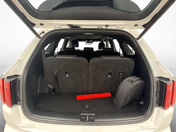 Kia Sorento 17 of 30