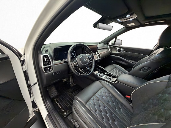 Kia Sorento 11 of 30