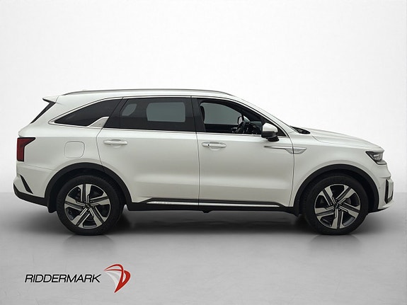 Kia Sorento 4 of 30
